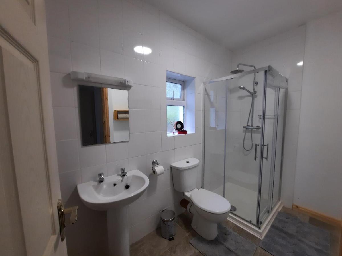 Conneelys Cottage, Connemara, Clifden, H71Y096 エクステリア 写真