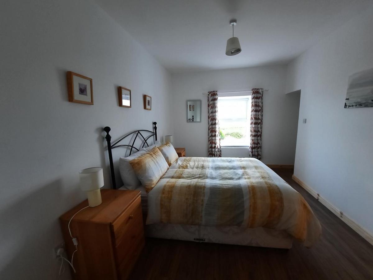 Conneelys Cottage, Connemara, Clifden, H71Y096 エクステリア 写真